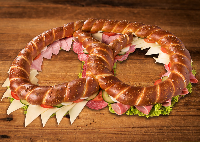 Belegte Laugenbrezel
